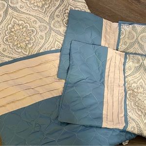 3pc Queen Bedding Set || Blue & Cream